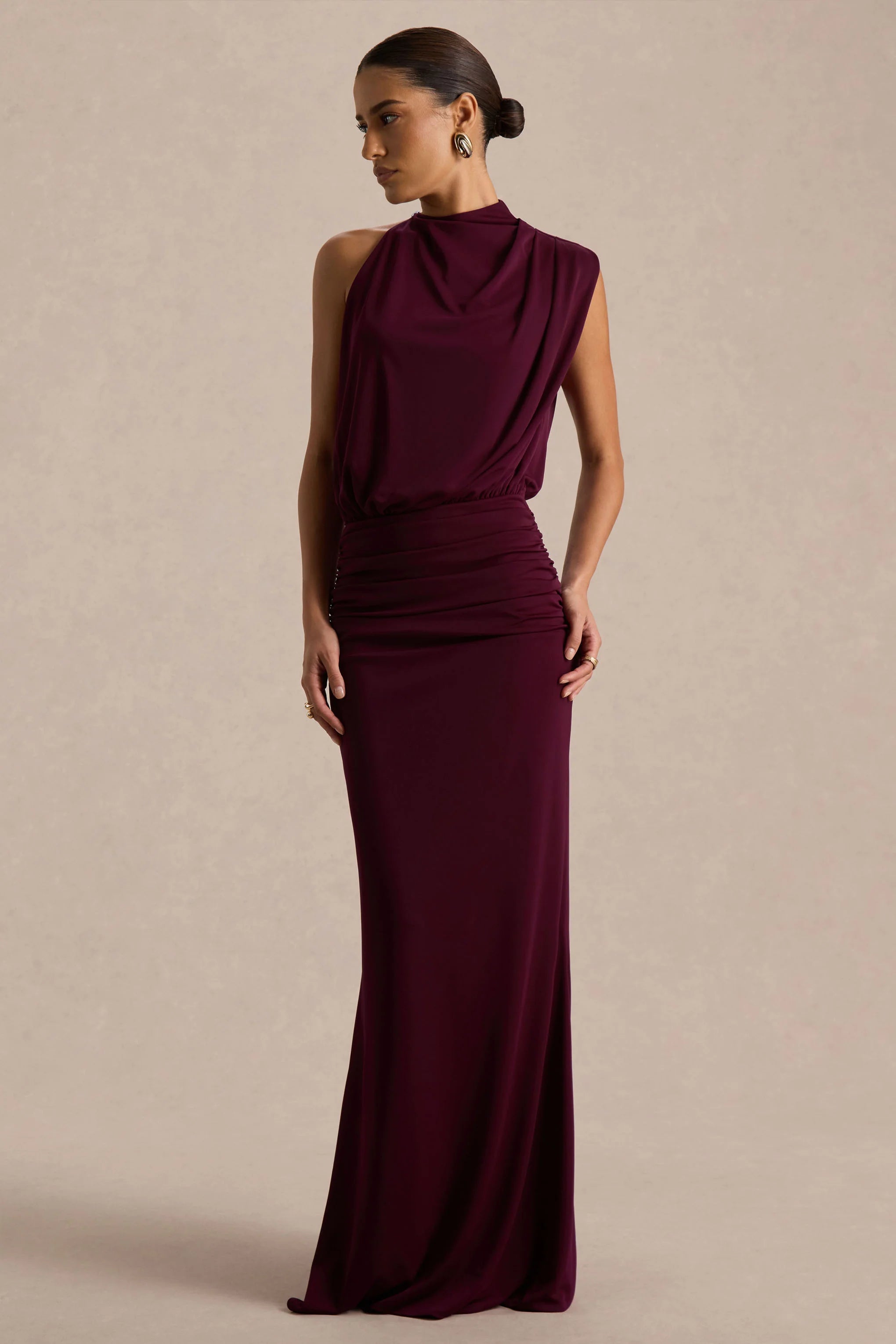 Umaira | Burgundy High-Neck Maxi Dress